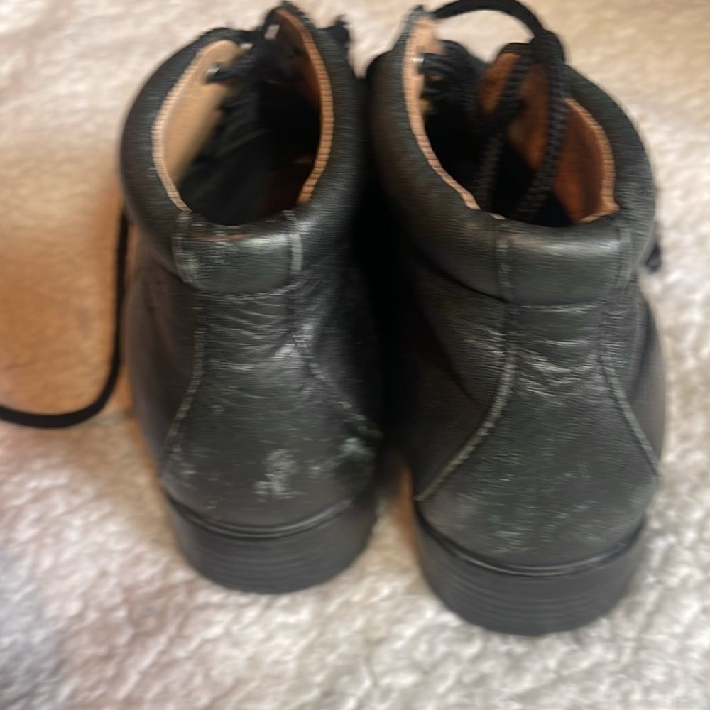 Ariat boots size 7 B - Picture 4 of 7
